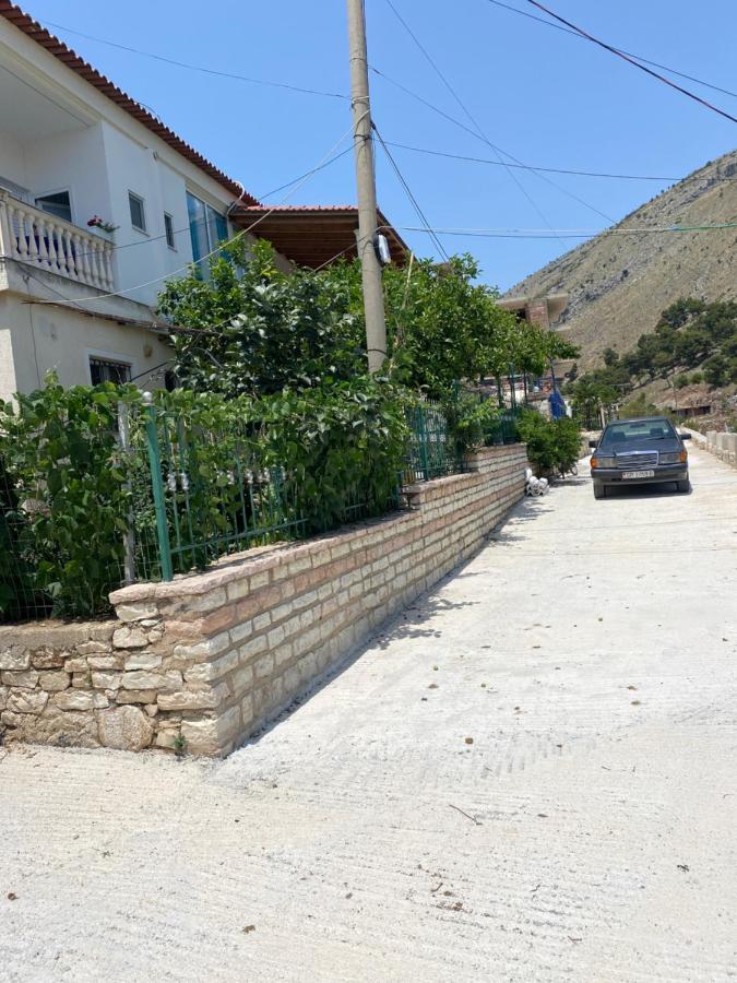 Vila Sinani Sarande Exterior photo